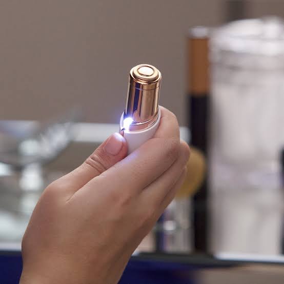Flawless Rechargeable Hair Remover