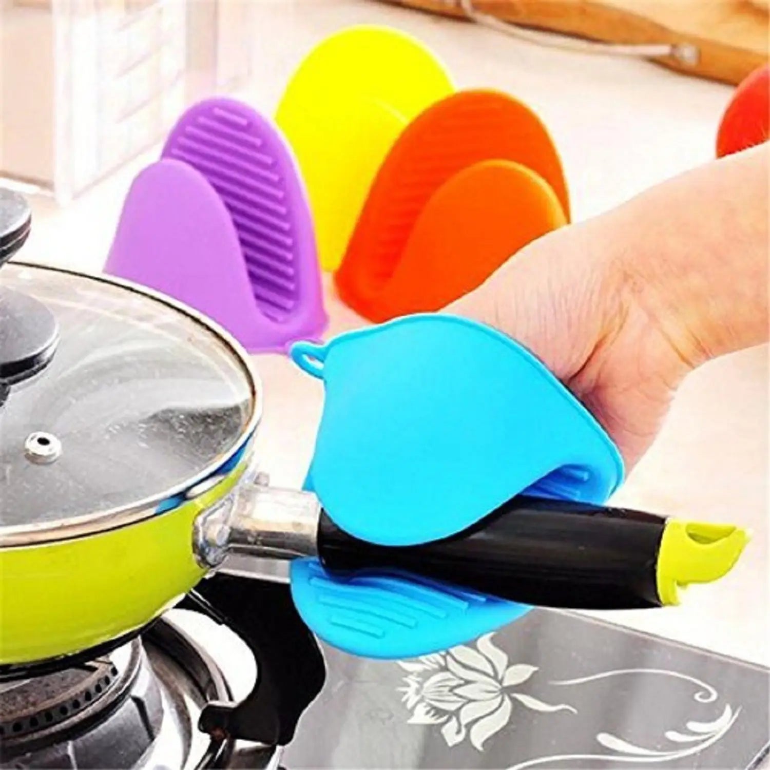 Silicone Pot Gloves (Heat Resistant Kitchen Gloves)